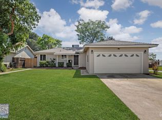 1801 University Ave, Bakersfield, CA