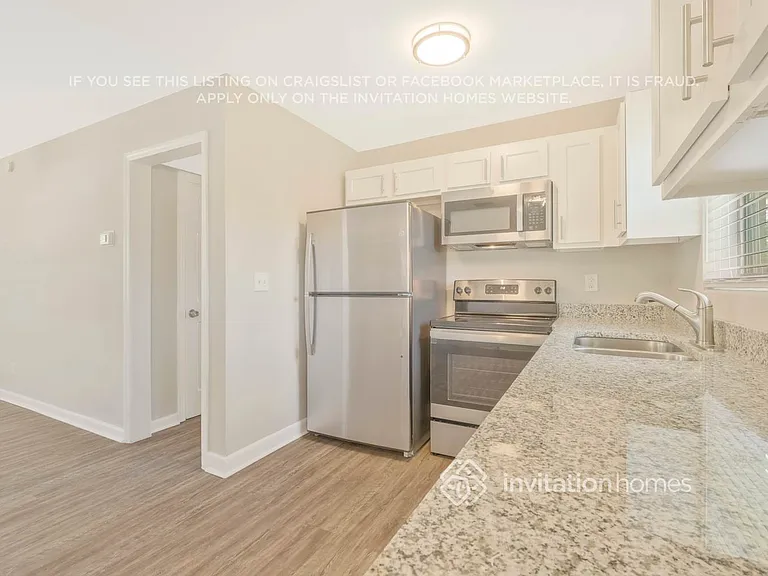 1144 Skye Dr E — Photo 12