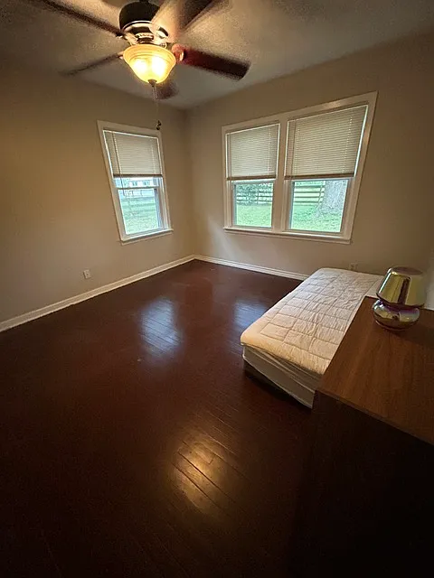 3 bed, 1650 sqft, $1,800 — Photo 3