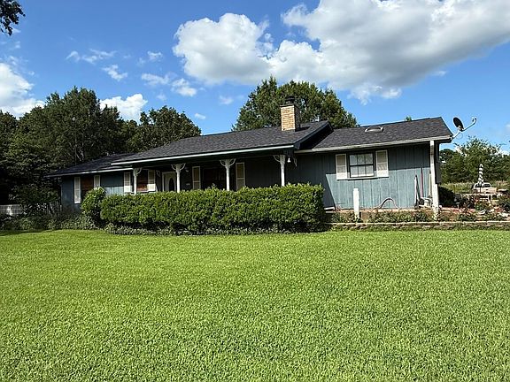 4th image of 572 E Mountain Rd