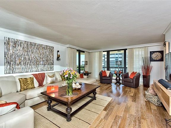5th image of 4551 Gulf Shore Blvd N APT 905