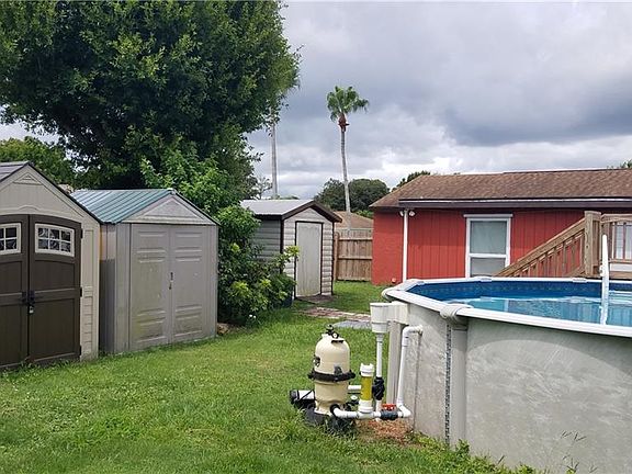 3rd image of 150 Crawford Dr