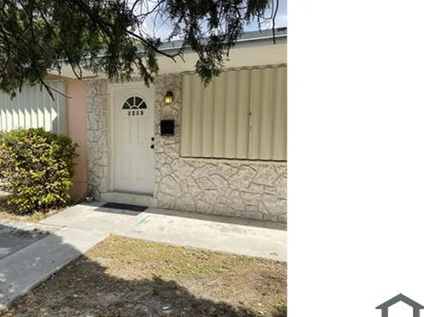 1215 NE 117th St #1215, Miami, FL 33161