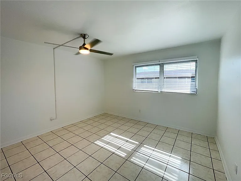 4009 SE 19th Ave #3 — Photo 8