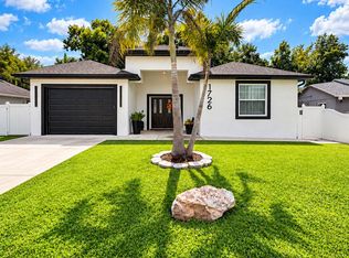 1726 W Powhatan Ave, Tampa, FL 33603