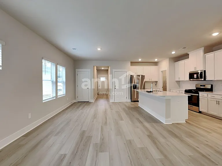 536 Crowder Pl — Photo 4