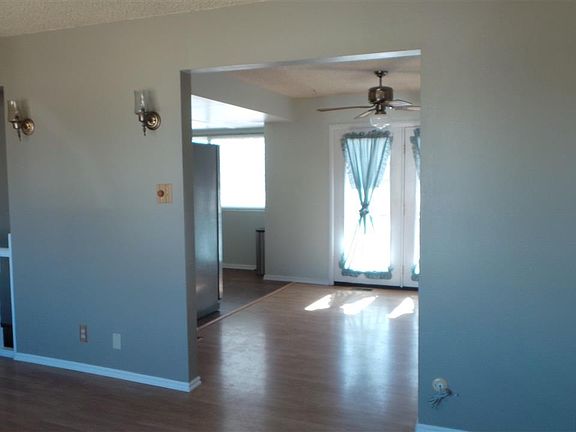 5th image of 2260 Maryland Dr