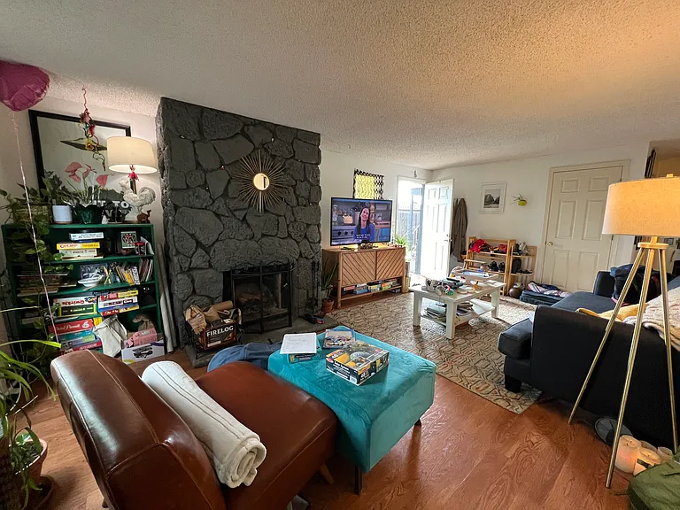 4921 SE 71st Ave #1 — Photo 5