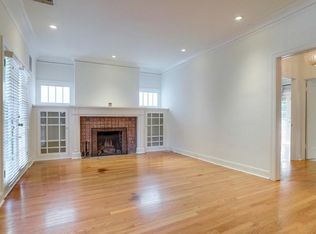 4524 Ambrose Ave, Los Angeles, CA 90027