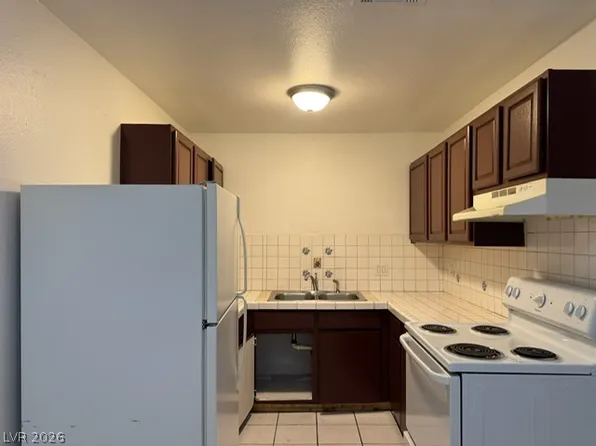 2553 Ellis St, North Las Vegas, NV 89030
