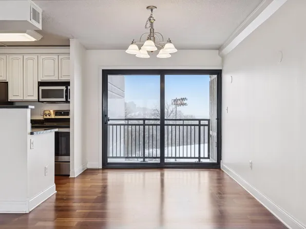 1920 S 1st St APT 404, Minneapolis, MN 55454