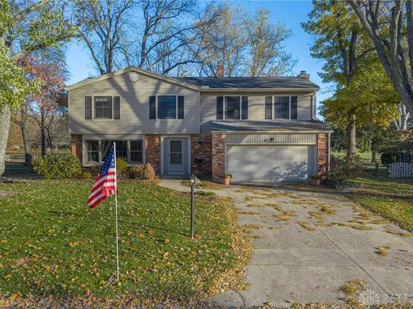 381 Whittington Dr, Dayton, OH 45459