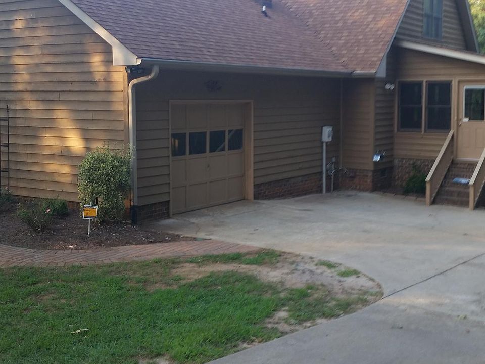 2nd image of 4170 Wedgewood Ct