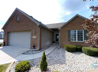 4308 Crystal Ridge Dr, Maumee, OH 43537