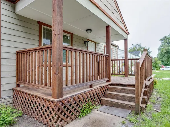 516 E Rickenbacker Dr, Midwest City, OK 73110