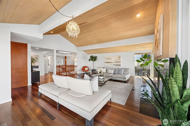 5th image of 28904 5th Avenue S