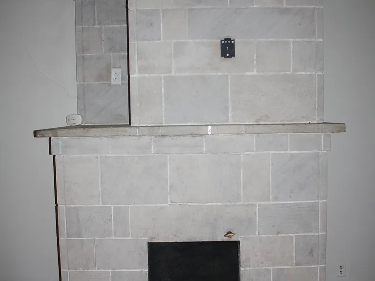 708 N Washington St — Photo 3