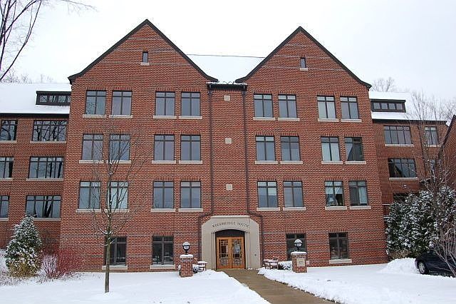 1st image of 827 Asa Gray Dr APT 355