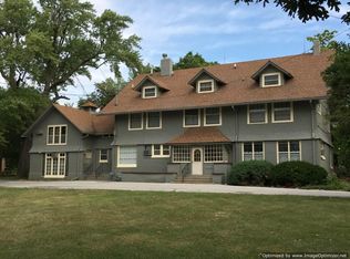 715 Hickman Rd, Des Moines, IA 50314