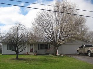 714 N Cherry St, Ladoga, IN