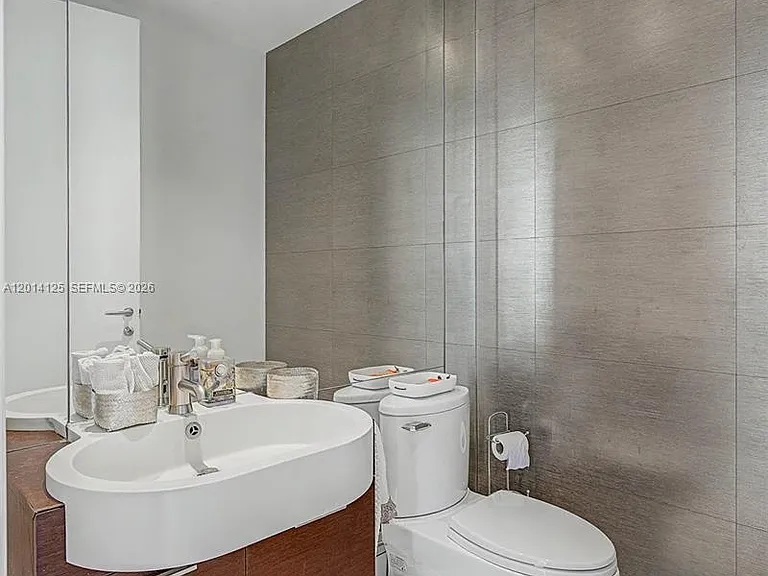 2627 S Bayshore Dr #2601 — Photo 17