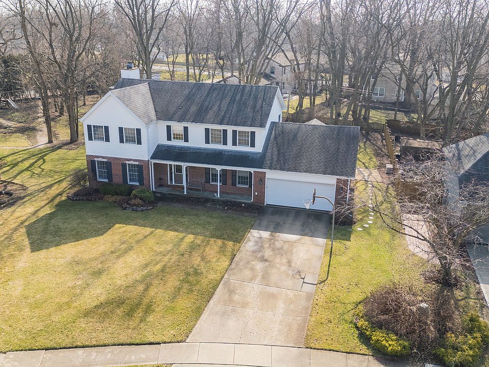 1st image of 256 Lake Lawn Ct