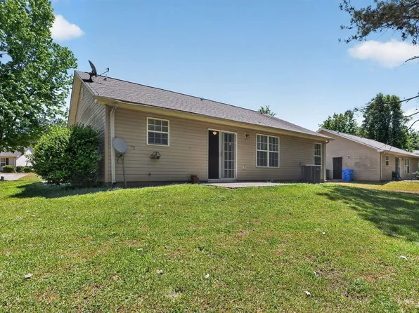 1860 Tamara Way, Spartanburg, SC 29301