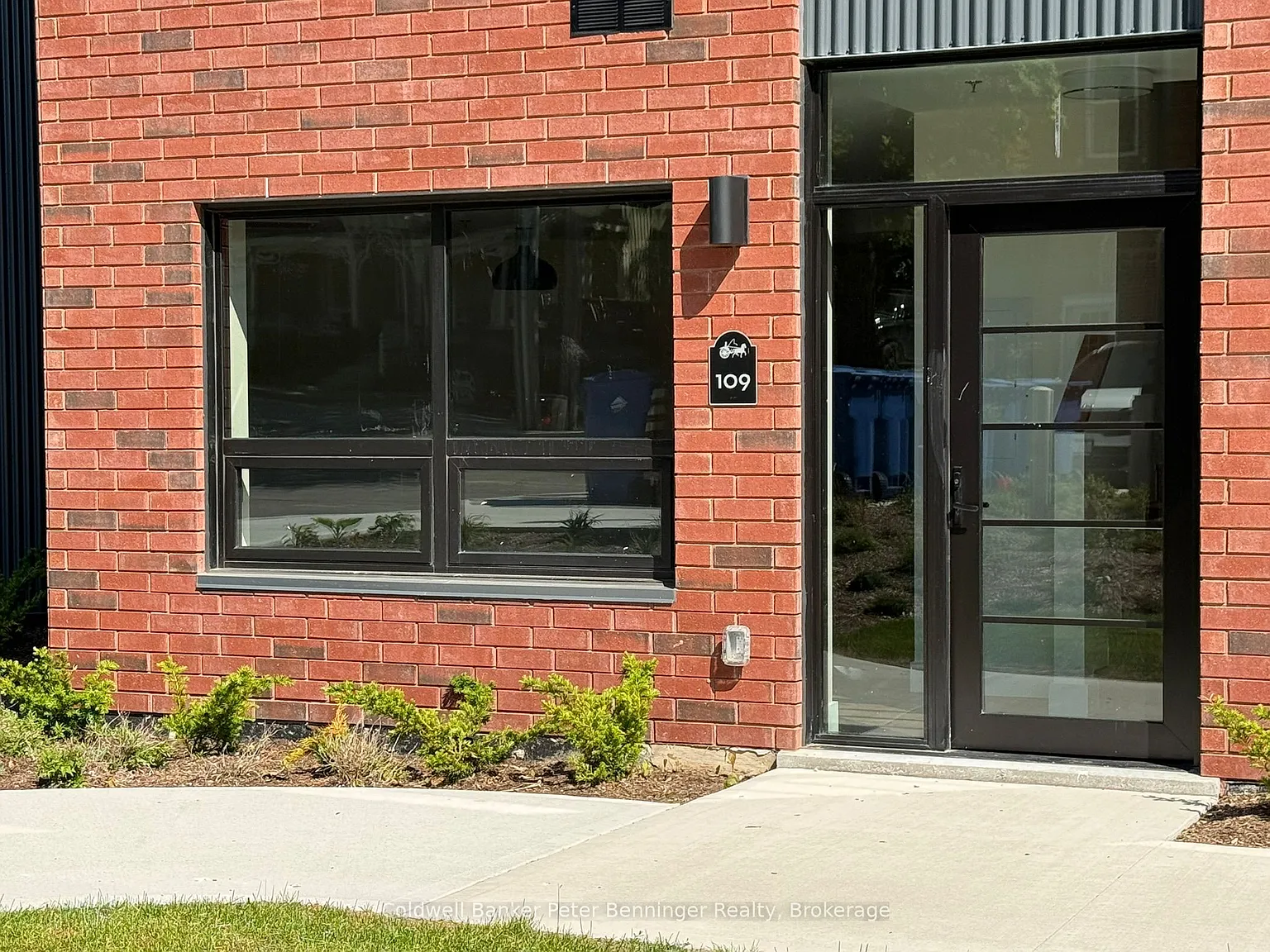 2 bed, $3,250 — Photo 1