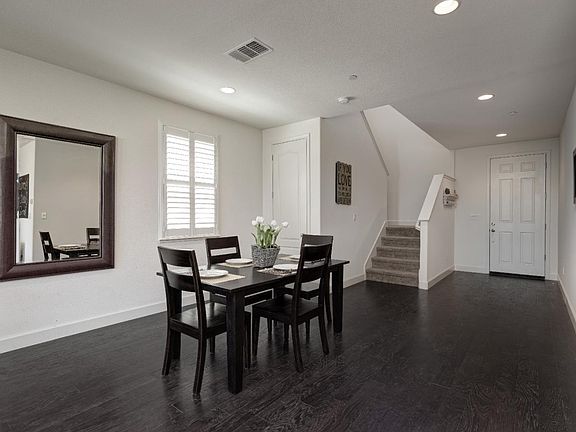 4th image of 110 Palomino Pl