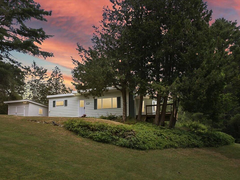 1st image of 771 Bennoch Road