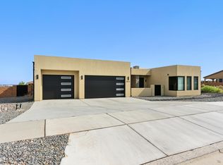 6412 Petirrojo Rd NW, Albuquerque, NM 87120