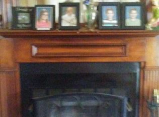 1464 East Dr, Alden, NY 14004