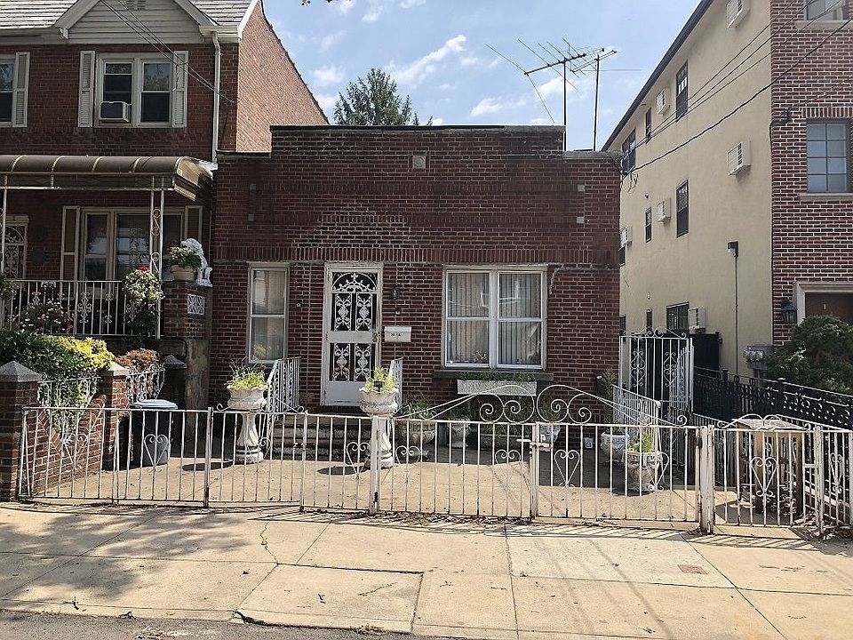 2nd image of 2555 48th St