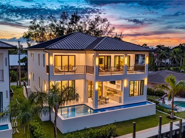 2949 CYPRESS ST, NAPLES, FL 34112
