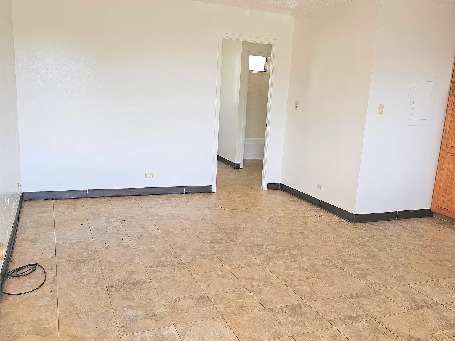 94-961 Kahuamoku Pl- Agents: Sandy Freitas/K. Fukumoto - 21 — Photo 2