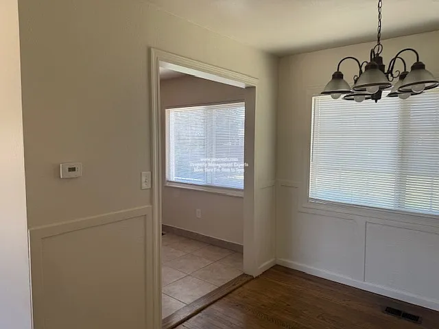 2837 Inman Ave — Photo 9