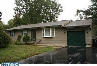 Home for Sale in DEPTFORD, NJ $197,000