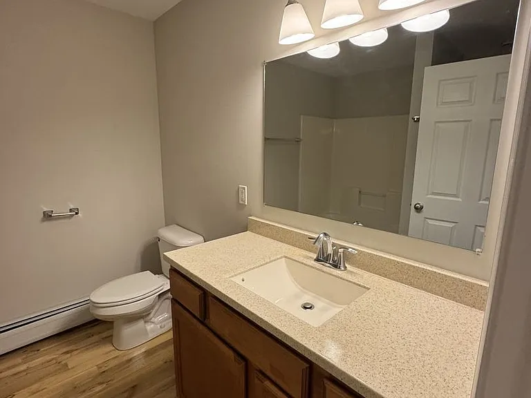 76 Sumner Ln #E — Photo 22