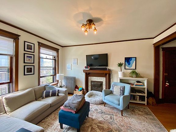 3rd image of 2440-42 N Racine Ave #12061
