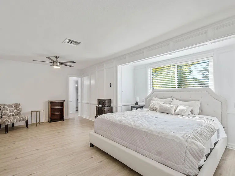 9255 Fortuna Ave — Photo 10