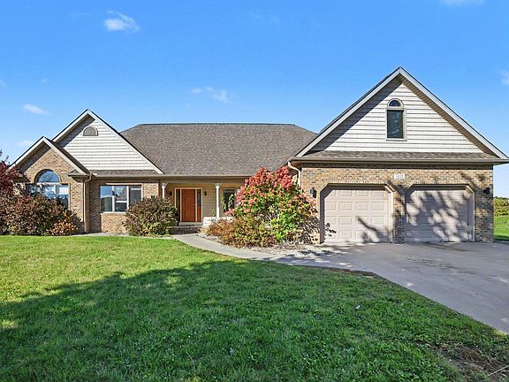 2nd image of 1453 Eagle Crest Ct