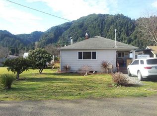 961 Avenue A, Powers, OR 97466