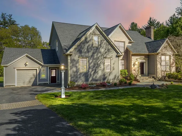 23 Darlene Dr, Southborough, MA 01772