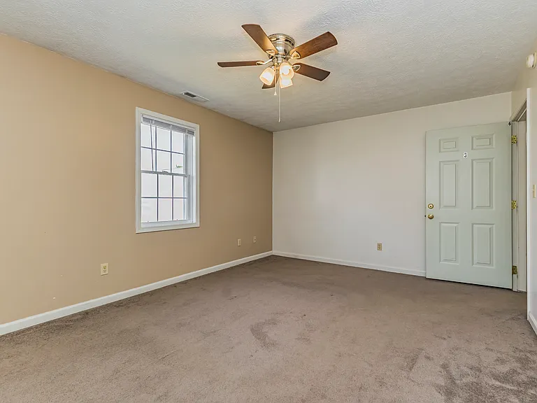 1620 W Jackson St — Photo 20