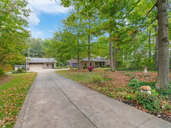 2921 NW Lebanon Rd, Dalton, OH 44618