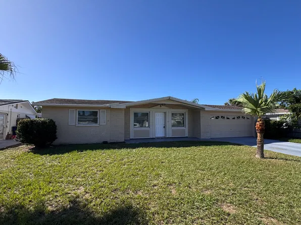5240 Falcon Dr, Holiday, FL 34690