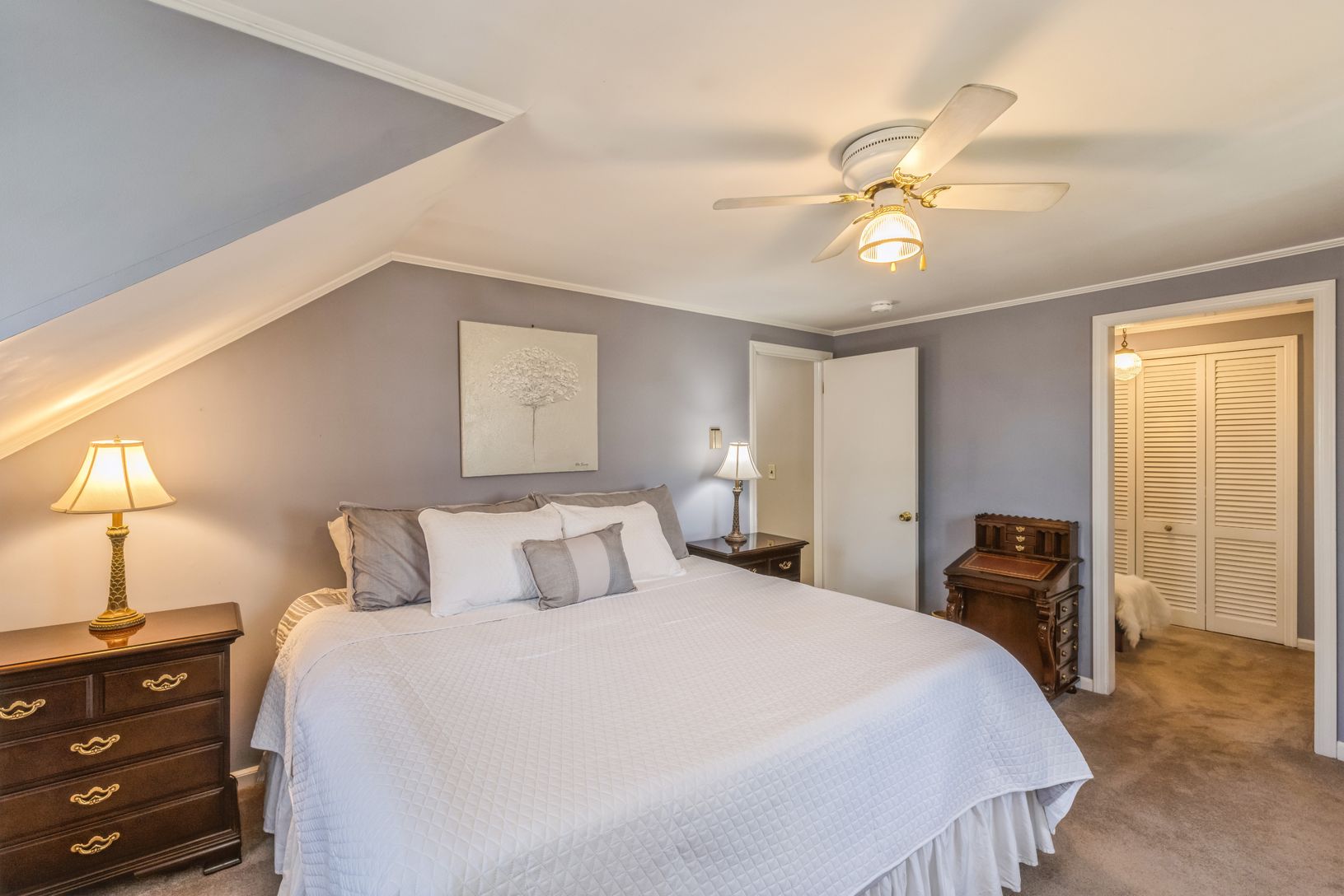  Primary Bedroom with walk-in closet/dressing room