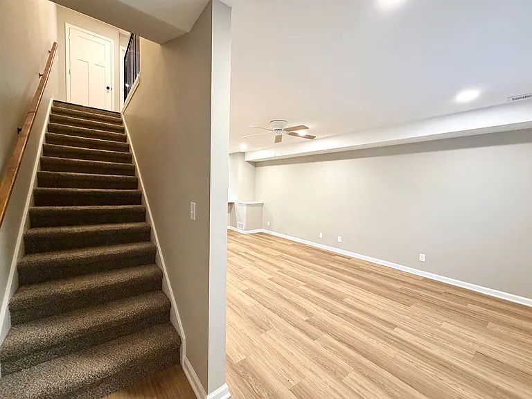 511 Glenstone Springs Dr — Photo 21
