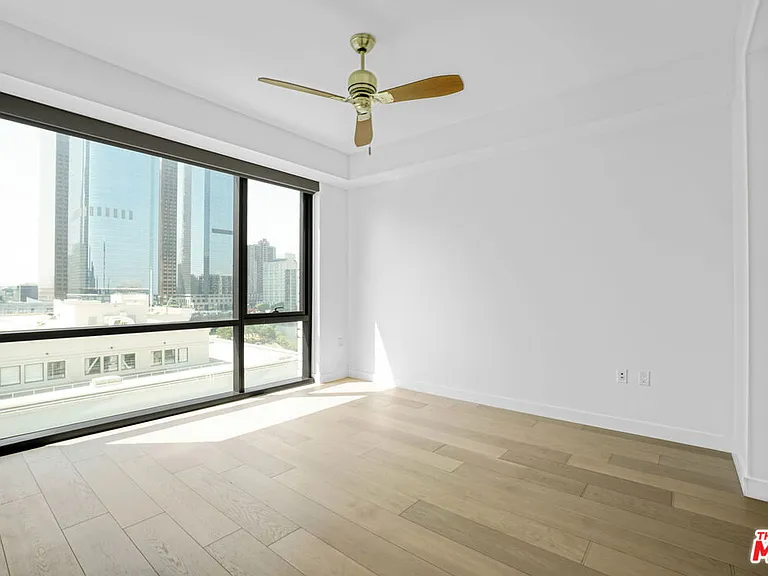 400 S Broadway Ave #1608 — Photo 30