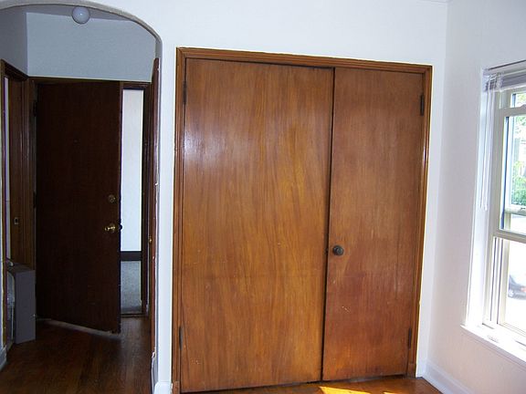 5th image of 2330 Euclid Heights Blvd APT 307